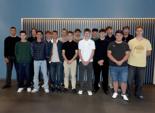 The new apprentices at Hosokawa Alpine
